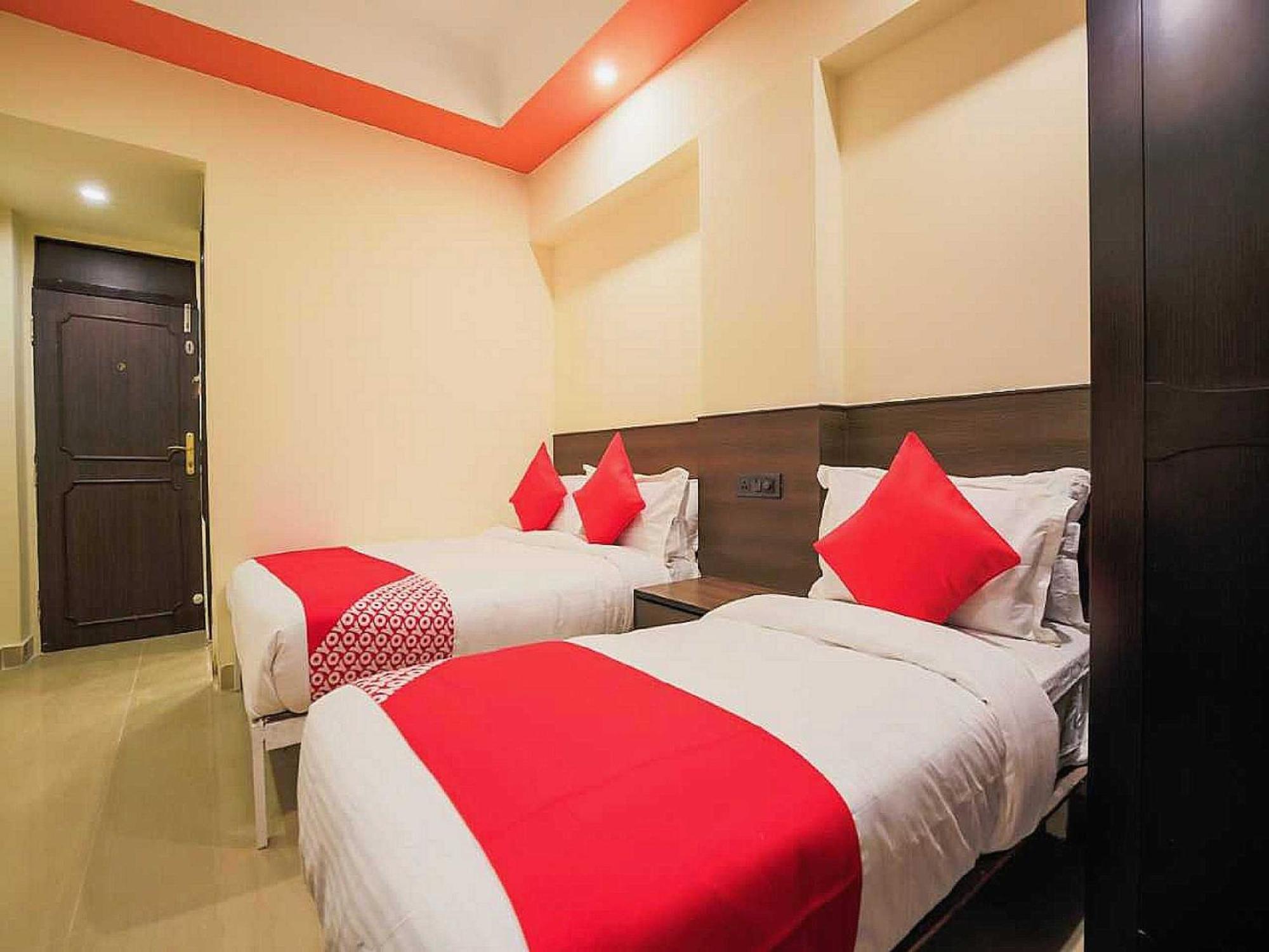 Hotel Anand Amritsar Exterior foto
