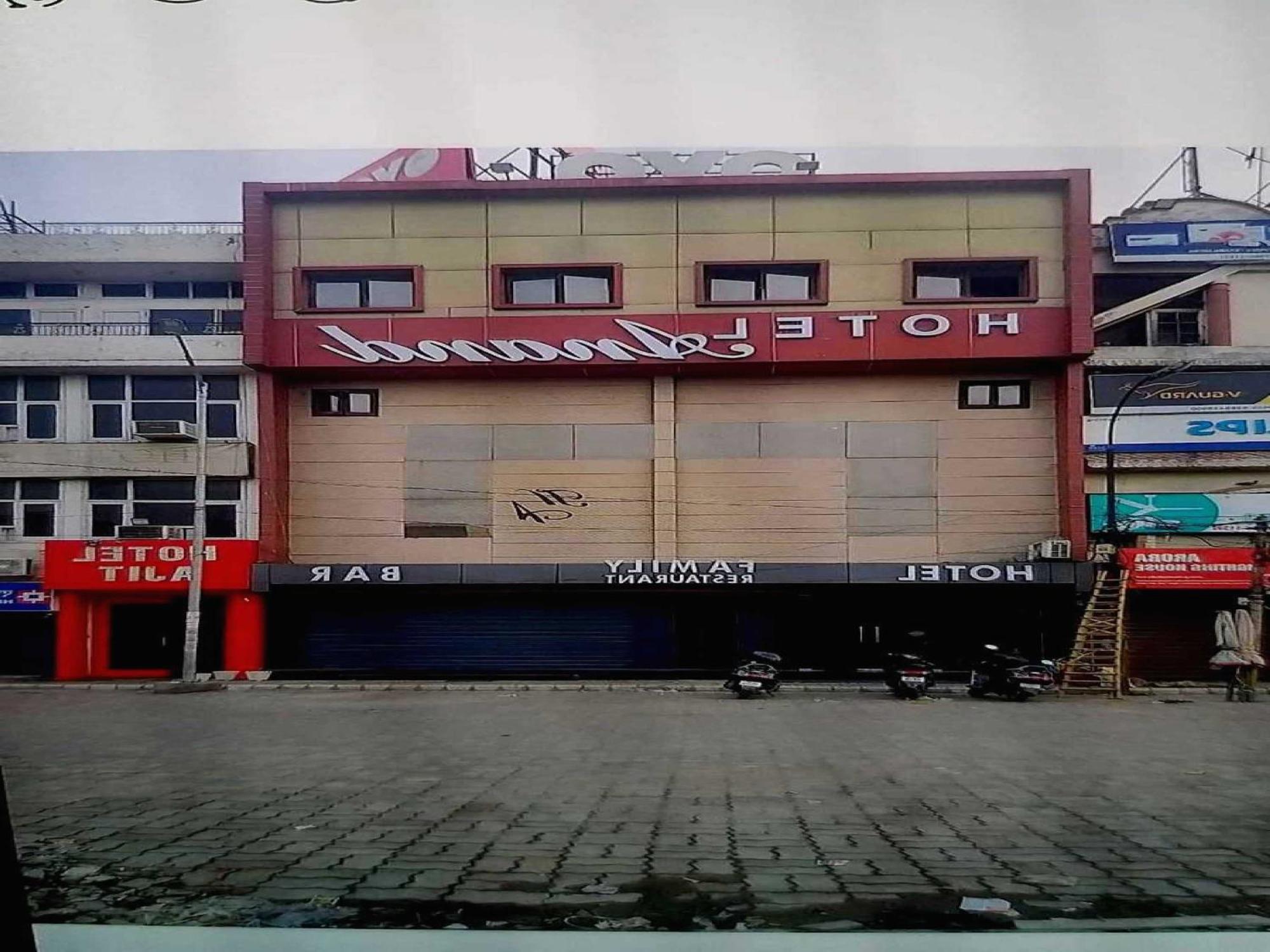 Hotel Anand Amritsar Exterior foto